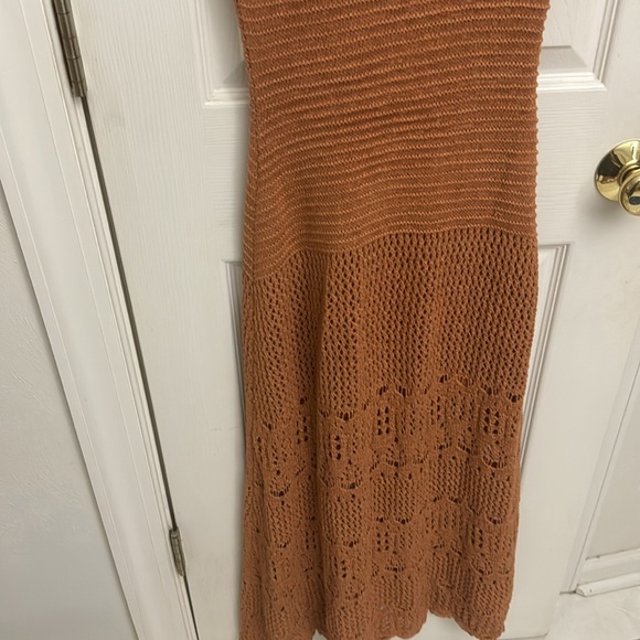 BCBG MAXI CROCHET/KNIT❤️FINAL PRICE ❤️ - Picture 5 of 5
